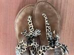 Lazamani sandalen slippers luipaard maat 38, Lazamani, Ophalen of Verzenden, Gedragen