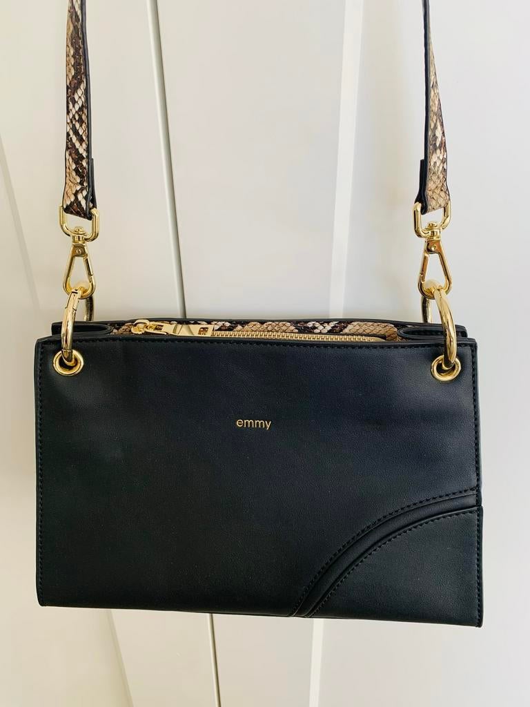 Emmy Schoudertas Gold/Snake - Zo goed als nieuw!, Sieraden, Tassen en Uiterlijk, Tassen | Damestassen, Ophalen of Verzenden, Zo goed als nieuw