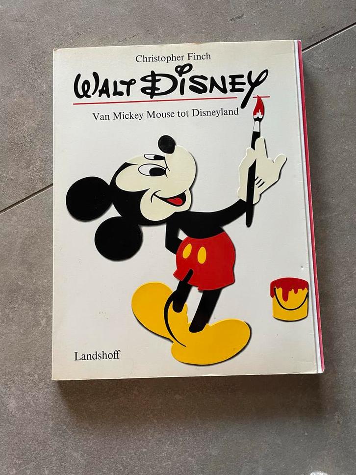 Walt Disney: Van Mickey Mouse tot Disneyland, Verzamelen, Disney, Ophalen of Verzenden