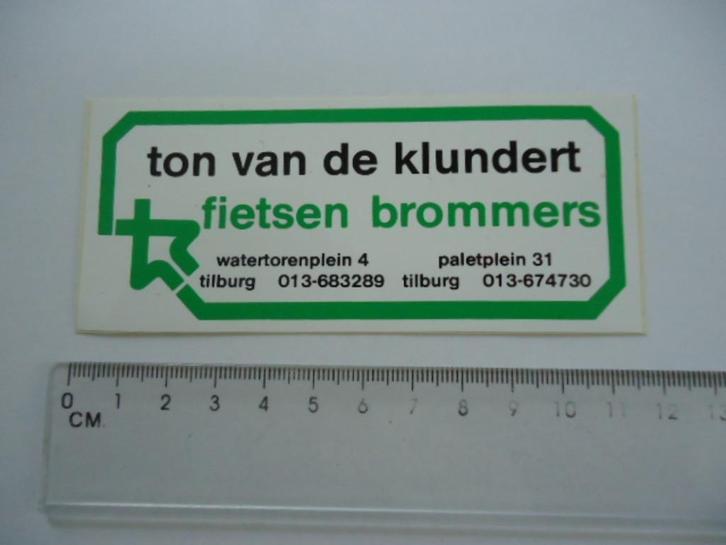 sticker oud TON vd KLUNDERT Tilburg zundapp kreidler brommer, Verzamelen, Stickers, Zo goed als nieuw, Bedrijf of Vereniging, Verzenden