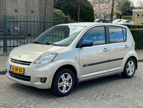 Daihatsu Sirion 2 1.3-16V Sport 2008 airco! trekhaak! cruise, Auto's, Daihatsu, Bedrijf, Te koop, Sirion, ABS, Airbags, Airconditioning