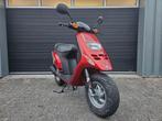 PIAGGIO TYPHOON 2T 50CC DUITS BJ 1998 ROOD 6100KM, Ophalen, Zo goed als nieuw