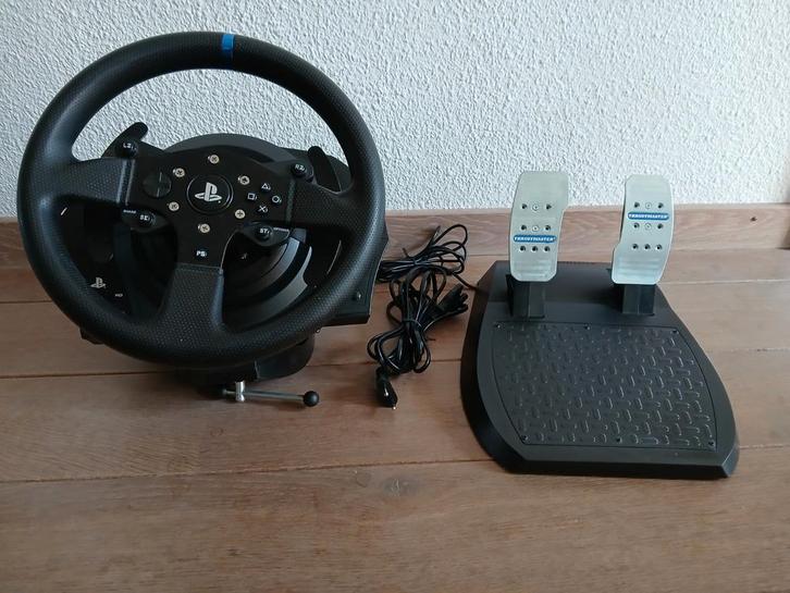 Racestuur + pedalen Thrustmaster T300RS playstation of pc, Spelcomputers en Games, Spelcomputers | Sony PlayStation Consoles | Accessoires
