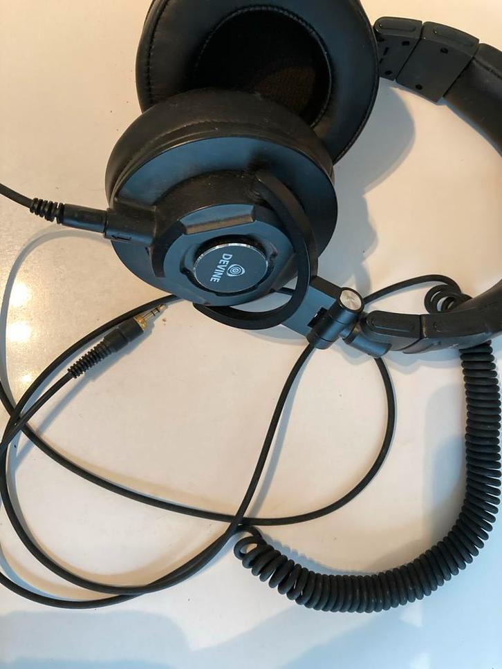 Comfortabele Koptelefoon - Devine Pro 950, Audio, Tv en Foto, Koptelefoons, Gebruikt, Over oor (circumaural), Overige merken, Ophalen