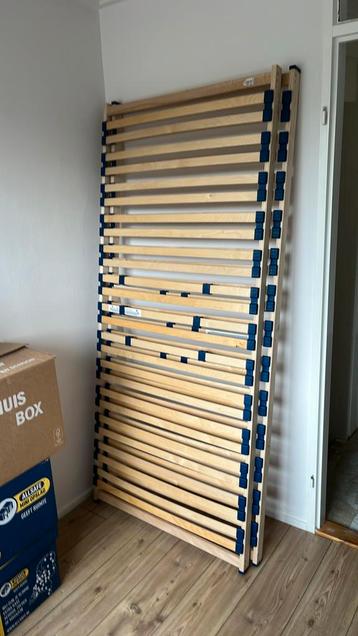 Lattenbodems; 90x200 beschikbaar voor biedingen