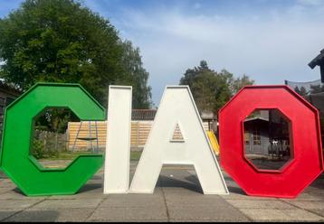 CIAO Letters - Houten Decoratie - 1.20m Hoog beschikbaar voor biedingen