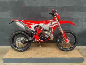 Beta RR X-PRO 300 2T 2025, Nieuw A2 35kw model 2025 beschikbaar voor biedingen