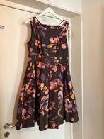H&M bruin taupe wijd fifties jurk print wijduitlopend mt 46, Kleding | Dames, H&M, Bruin, Zo goed als nieuw, Maat 46/48 (XL) of groter