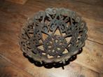 Kleine Gietijzeren Plantenbakje/Hangbak, Tuin en Terras, Bloempotten, Gebruikt, Rond, Ophalen of Verzenden, Minder dan 25 cm