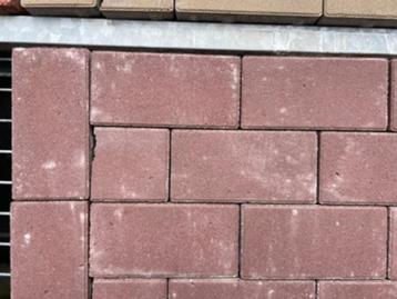 betonklinker 21x10,5x8 retron excelent donker rood beschikbaar voor biedingen