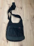 Tumi Tech crossbody tas zwart met rode binnenkant, Ophalen of Verzenden, Gebruikt, Zwart, Overige merken