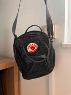 Fjallraven kanken fannypack navy, Sieraden, Tassen en Uiterlijk, Tassen | Rugtassen, Ophalen of Verzenden, Zo goed als nieuw, Overige merken