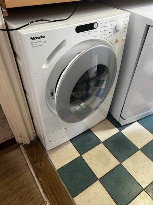 Gratis Miele wasmachine, doet het nog goed, Witgoed en Apparatuur, Wasmachines, Gebruikt, Voorlader, 6 tot 8 kg, 85 tot 90 cm