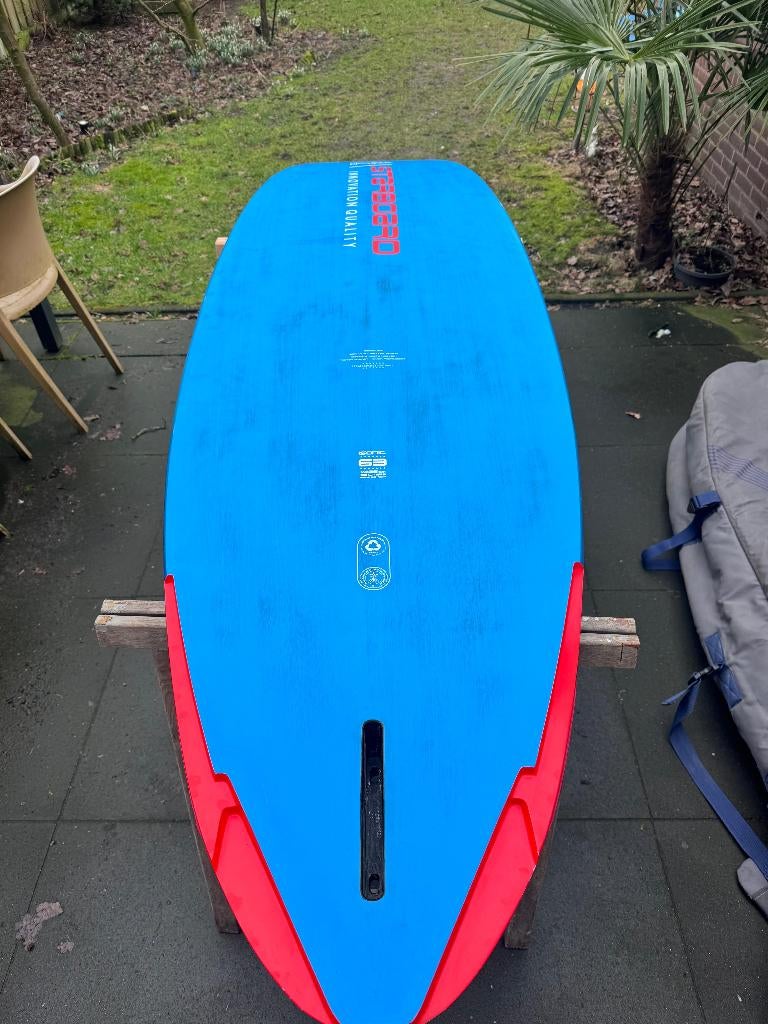 Starboard Isonic carbon reflex 63 modeljaar 2024, Ophalen, Minder dan 250 cm, Zo goed als nieuw, Minder dan 5 m²