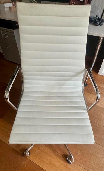Vitra ea119 bureaustoel wit leder beschikbaar voor biedingen