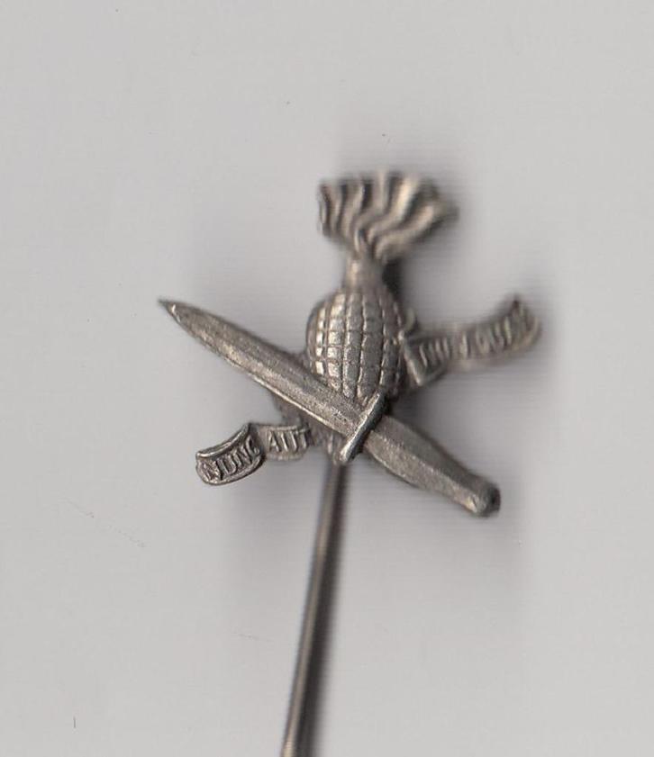KCT Korps Commando Troepen speldje De Commando's, Verzamelen, Militaria | Algemeen, Landmacht, Embleem of Badge, Nederland, Ophalen of Verzenden