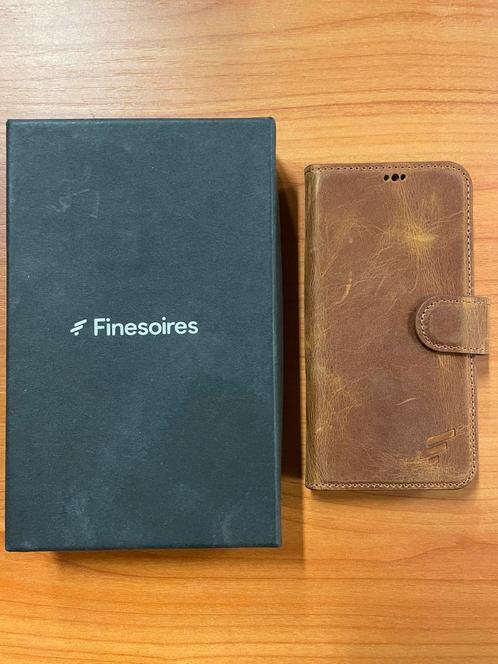 Finesoires MW-RST2EF Hoesje - iPhone 11 (6.1 inch), Telecommunicatie, Mobiele telefoons | Hoesjes en Frontjes | Apple iPhone, Refurbished