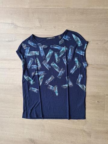 Esprit top maat S donkerblauw beschikbaar voor biedingen