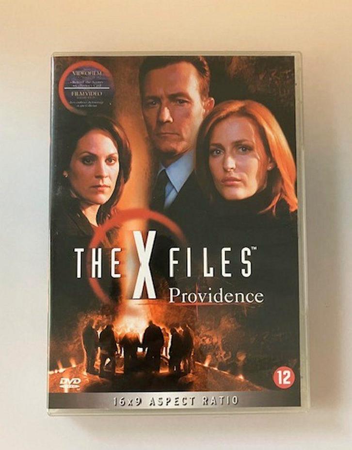 The X Files Providence + 2 Brad Folmer collector cards, Verzamelen, Film en Tv, Zo goed als nieuw, Tv, Foto of Kaart, Ophalen of Verzenden