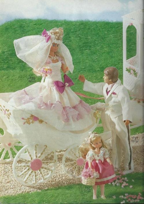 Bruid Barbie, bruidegom Ken en bruidsmeisje patronen, Hobby en Vrije tijd, Kledingpatronen, Zo goed als nieuw, Ophalen of Verzenden