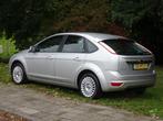 Ford Focus 1.6 Ghia met Navi en Aicro (bj 2009), Auto's, 1596 cc, Gebruikt, Parkeersensor, 4 cilinders