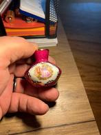 lx limoges france vaasje en 1x limoges france piano, Antiek en Kunst, Antiek | Porselein, Ophalen of Verzenden