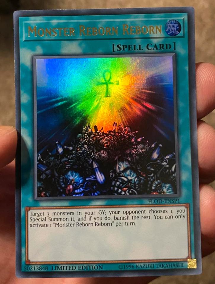 Yu-Gi-Oh! Monster Reborn Reborn FLOD 1sf Edition !, Hobby en Vrije tijd, Verzamelkaartspellen | Yu-gi-Oh!, Zo goed als nieuw, Losse kaart