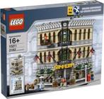 LEGO 10211 Grand Emporium / Warenhuis - NIEUW in doos, Kinderen en Baby's, Speelgoed | Duplo en Lego, Ophalen of Verzenden, Nieuw