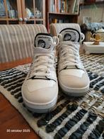 Sportschoenen, Ophalen of Verzenden, Zo goed als nieuw, Schoenen