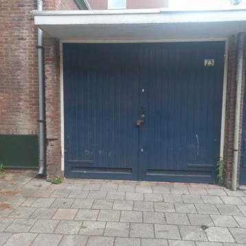 TE HUUR GARAGEBOX ROTTERDAM.  beschikbaar voor biedingen