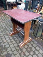 Charmante oude café tafel, sidetable, Ophalen