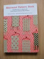 Macramé Patronenboek - Meer dan 70 knopen!, Ophalen of Verzenden, Zo goed als nieuw