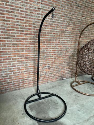 Rijoka hangstoel frame standaard- Wit, Grijs, Zwart of Bruin beschikbaar voor biedingen