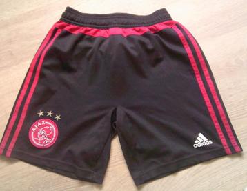 AJAX zwarte korte Adidas sportbroek clima Cool 152 beschikbaar voor biedingen