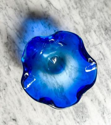 Blauw murano glas schaaltje zwaar glas beschikbaar voor biedingen
