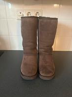 UGG Classic Tall chocolat brown maat 38, Kleding | Dames, Schoenen, Hoge laarzen, UGG, Bruin, Ophalen of Verzenden
