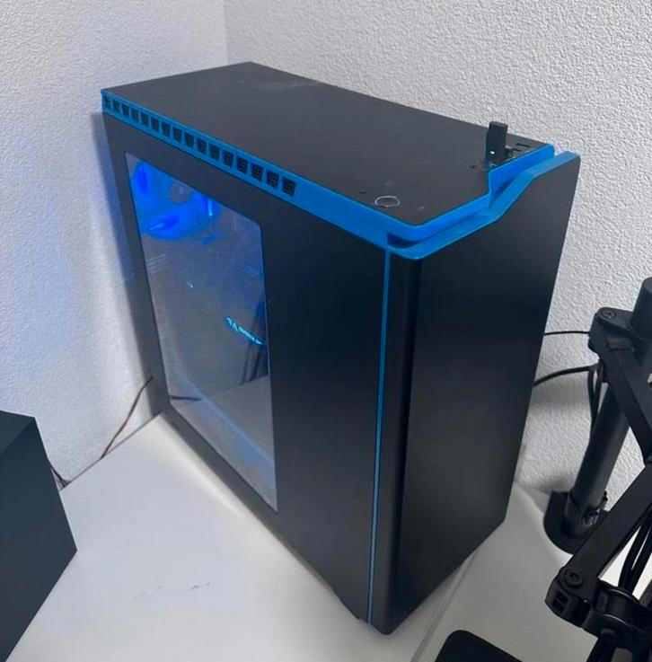 Gaming PC - i7 6700K, GTX 1070, Waterkoeling, Computers en Software, Desktop Pc's, 4 Ghz of meer, HDD, SSD, 16 GB, Met videokaart