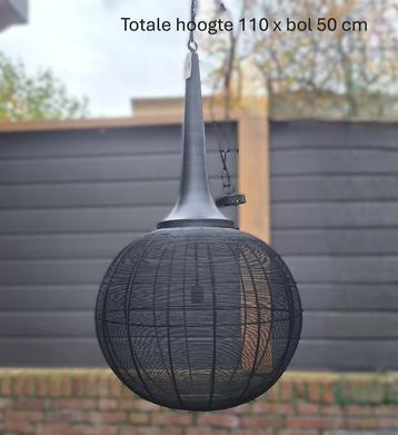 Prachtige grote metalen bollamp "Adrienne' H 110 cm beschikbaar voor biedingen