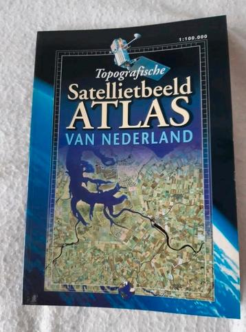 Uit 1966, Topografische Satelietbeeld Atlas van Nederland beschikbaar voor biedingen