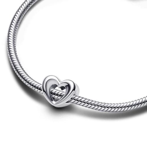 NIEUW: Pandora dubbel hart bedel, Sieraden, Tassen en Uiterlijk, Bedels, Nieuw, Overige merken, Zilver, 1 bedel, Verzenden