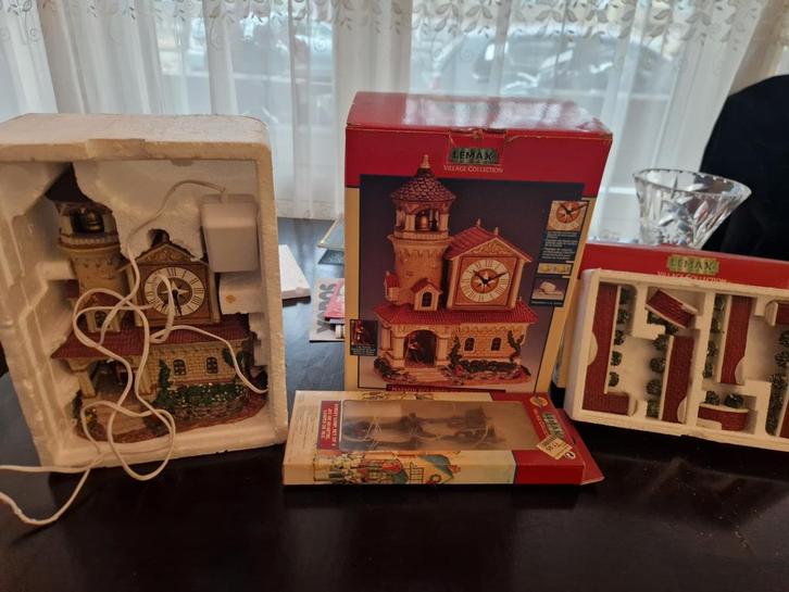Te koop,  complete Lemax kerstdorp, Diversen, Kerst, Gebruikt, Ophalen