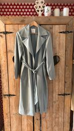 Mango trenchcoat lichtblauw maat S, Kleding | Dames, Jassen | Zomer, Ophalen of Verzenden, Gedragen, Maat 38/40 (M), Blauw
