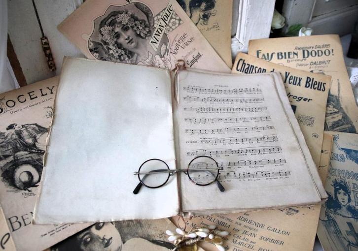 Oude Franse bladmuziek  'PiFrance', Antiek en Kunst, Curiosa en Brocante, Verzenden