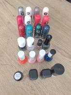 32 nagellak potjes, Ophalen of Verzenden, Gebruikt, Overige kleuren, Handen en Nagels