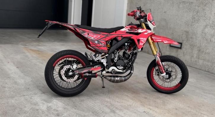 Vent derapage 50 - am6 50cc. nieuwstaat. super netjes., Fietsen en Brommers, Brommers | Crossbrommers, Zo goed als nieuw, Honda