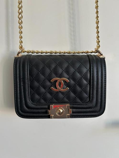 Zwart CC-stijl tasje met goudkleurige ketting, Sieraden, Tassen en Uiterlijk, Tassen | Damestassen, Nieuw, Schoudertasje, Zwart
