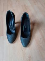 Grijze pumps van Via Vai maat 38, Kleding | Dames, Schoenen, Gedragen, Grijs, Via Vai, Pumps