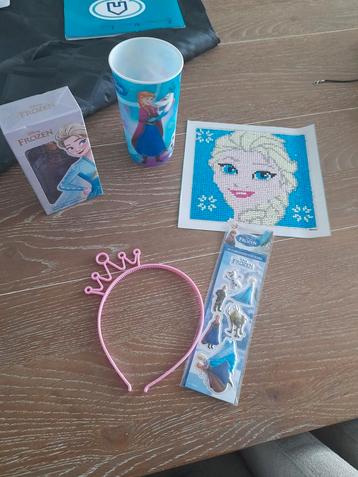 Te koop Walt Disney Frozen pakketje beschikbaar voor biedingen