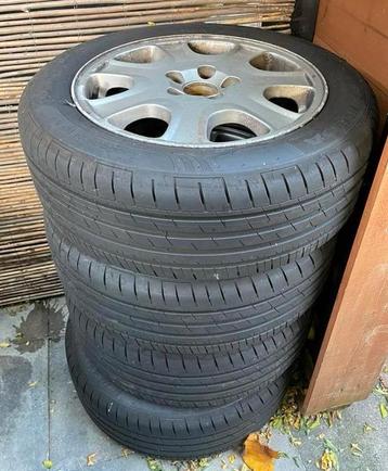 Volvo S60 / V70 velgen met z.g.a.n banden beschikbaar voor biedingen