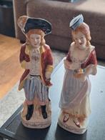 Twee porseleinen beeldjes, Antiek en Kunst, Ophalen